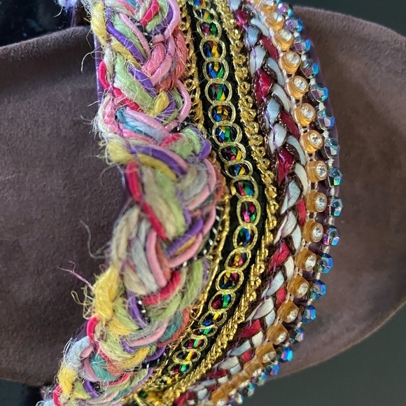 Olivia Miller Sandals - Picture 5 of 5